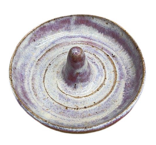 Dusk Petal Ring Holder